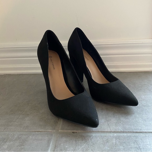 Call it Spring Black Suede Heels, US size 6.5 - Picture 1 of 5